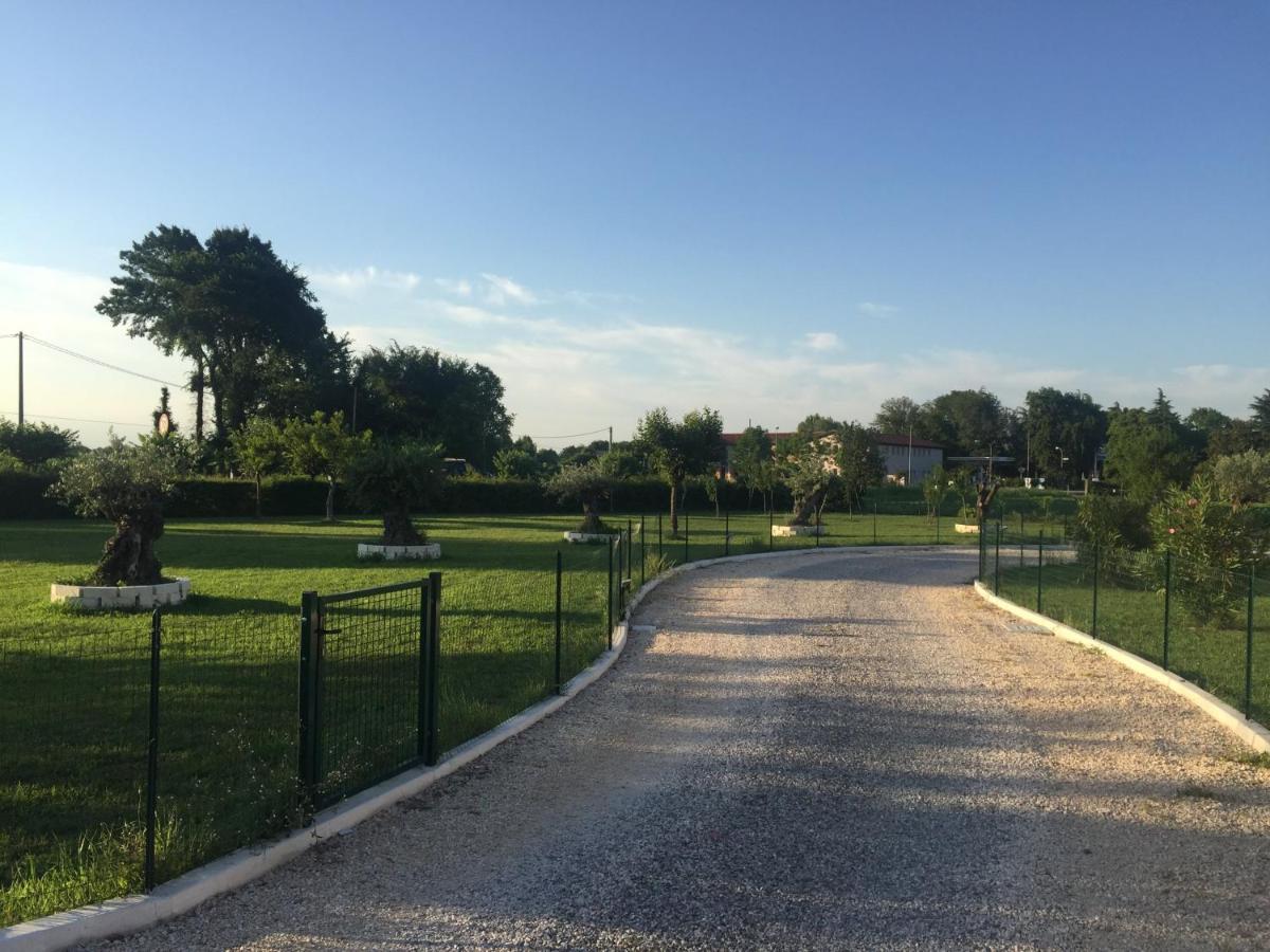 Red Tower Venice Apartment - 2 Mins From Vce Airport- Free Wifi Тесера Екстериор снимка