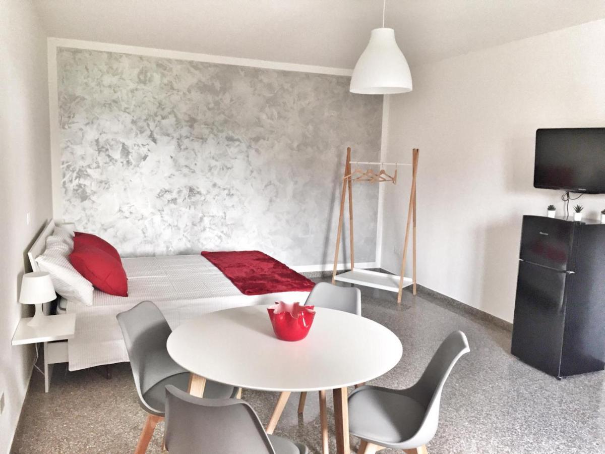 Red Tower Venice Apartment - 2 Mins From Vce Airport- Free Wifi Тесера Екстериор снимка