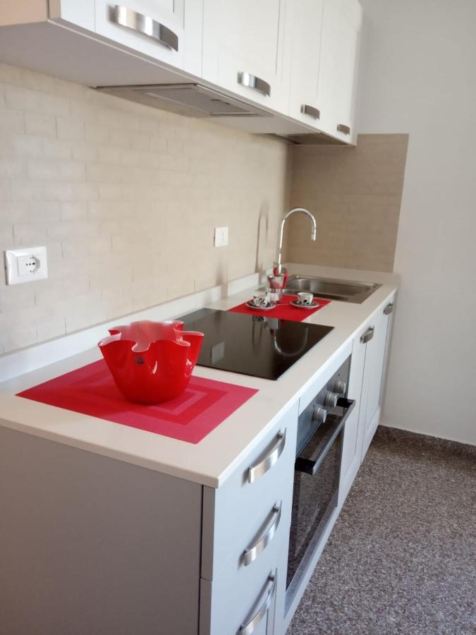 Red Tower Venice Apartment - 2 Mins From Vce Airport- Free Wifi Тесера Екстериор снимка